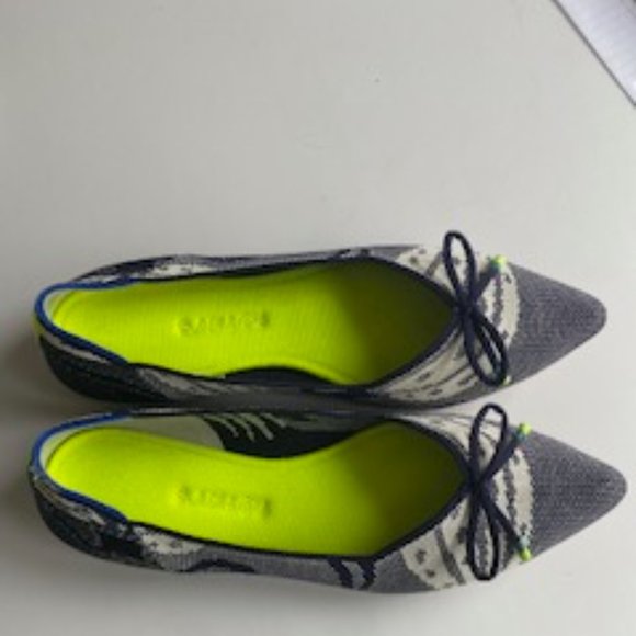 Botanical Navy Rothy's Bow Point - Picture 3 of 6